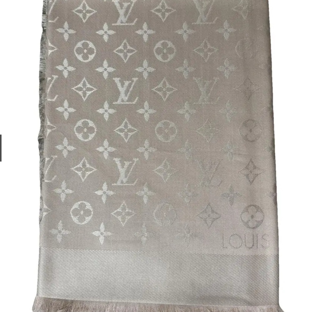 Louis Vuitton Monogram Greige metallic Scarf Shawl